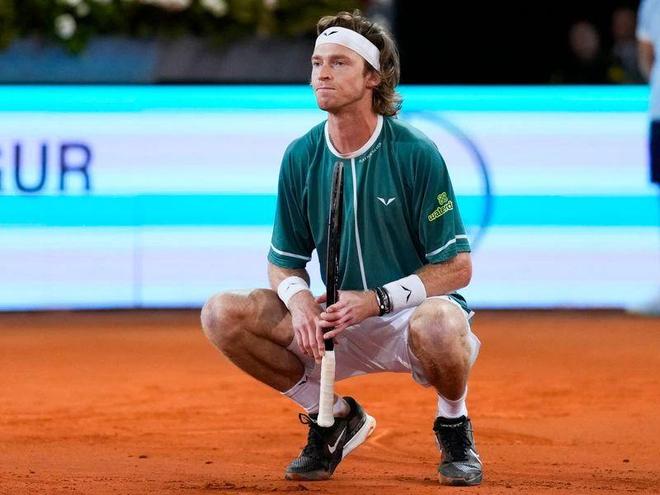 体育CBA：山东男篮调整大幕 正缓缓拉开